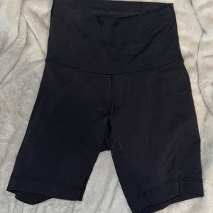Lululemon black shorts, high rise 6”